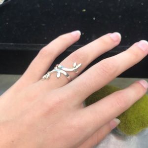 Silver Vine Nature Ring